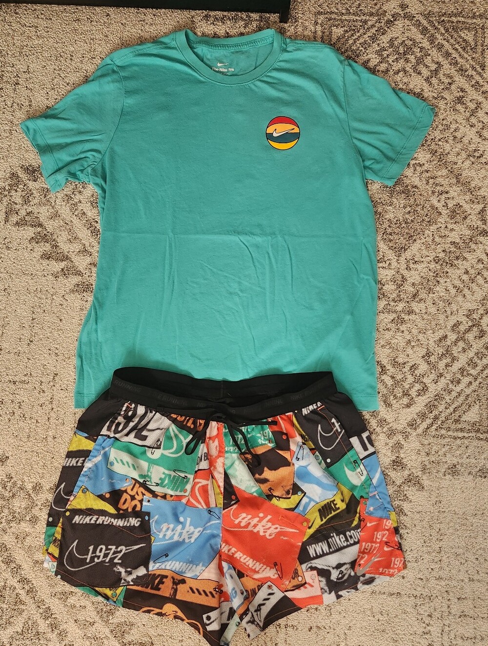 Mens Nike Shorts And Tshirt